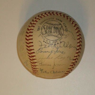 1961 SAN FRANCISCO GIANTS Signed Team Ball SF MAYS, MCCOVEY, MARICHAL 