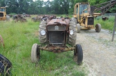 IH INTERNATIONAL FARMALL 240 UTILITY TRACTOR #701  