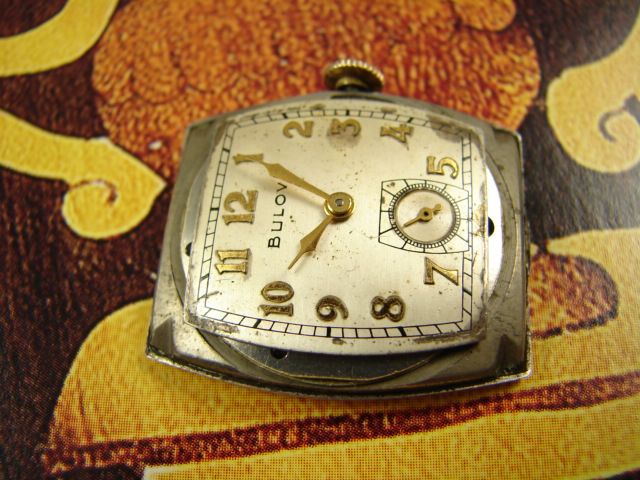 GORGEOUS FANCY BEZEL ART DECO GOLD TONE MENS BULOVA WATCH VINTAGE 51 