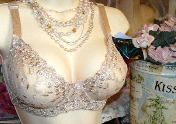 CARNIVAL Sheer Champagne FANTASY LACE DEMI BRA 40D  