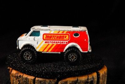 MATCHBOX 1981 4X4 CHEVY VAN #345  