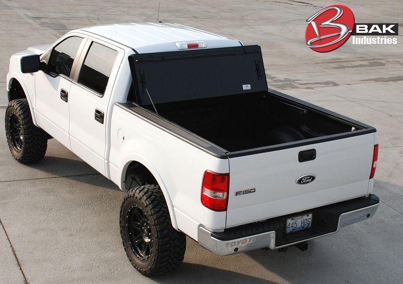 BakFlip F1 Hard Folding Tonneau Bed Cover 08 12 Ford F150 SB 5.5 foot 