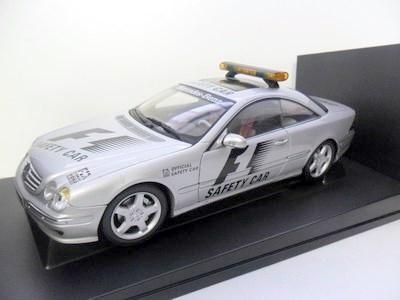 AUTO ART 1/18 70128 MERCEDES BENZ CL55 AMG F1 SAFETY CAR  