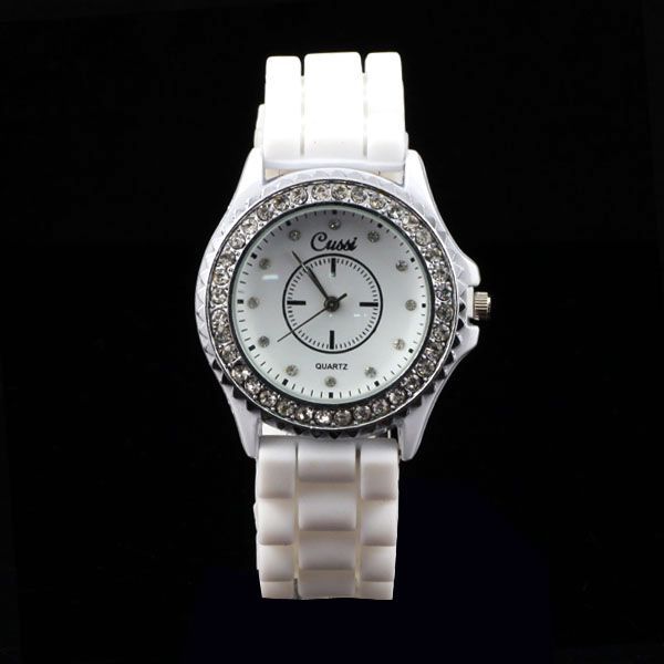 Brand New Women Ladies Mens Rubber Silicon Fashion Quartz Wrist Watch 