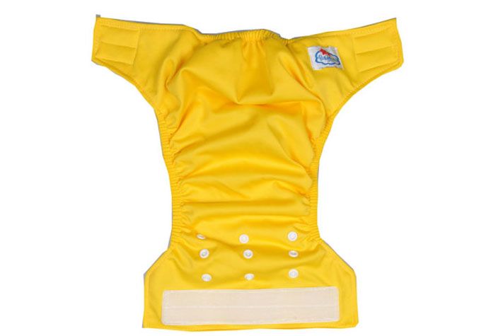 We ship all diapers in one package,theres no separated plastic 