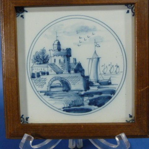 d709 Medieval City on Delft Blue MAKKUM Tile Tichelaar  