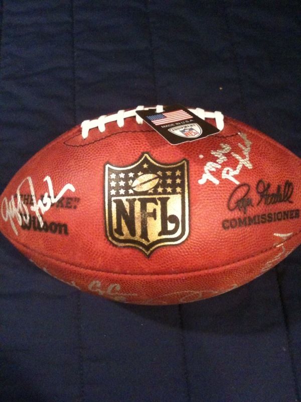 TENNESSEE TITANS TEAM SIGNED AUTOGRAPHED FOOTBALL COA  