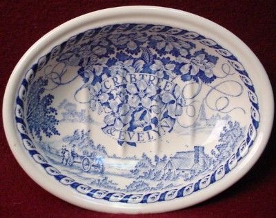   china CRABTREE & EVELYN Blue & White SOAP DISH Wagon Scene  