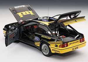 Autoart FORD SIERRA COSWORTH LUI DTM NURBURGRING 1/18  