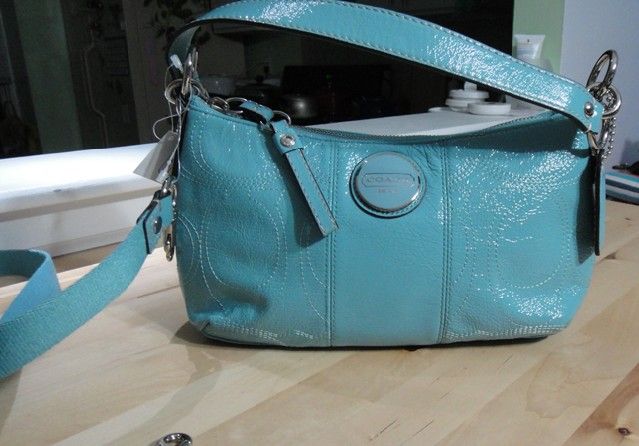   LEATHER HANDBAG BLUE Model #F15141 . SV/BL Coach SIS ST PAT DEM CRBDY