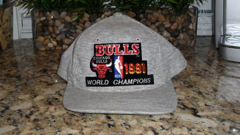 VINTAGE Chicago Bulls RARE 1991 Champions SNAPBACK HAT  