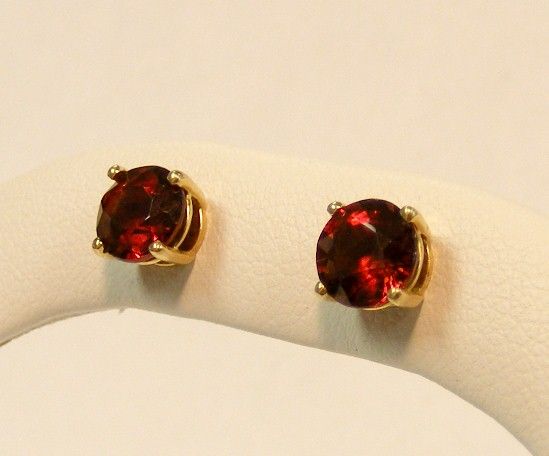 ESTATE 14K YELLOW GOLD 2.0cttw GARNET STUD EARRINGS  