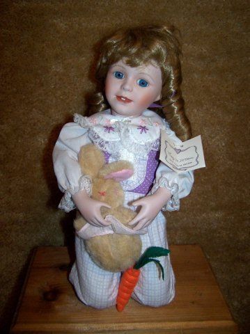 1989 Knowles Collectible Doll SHELLY   Ltd. Edition  