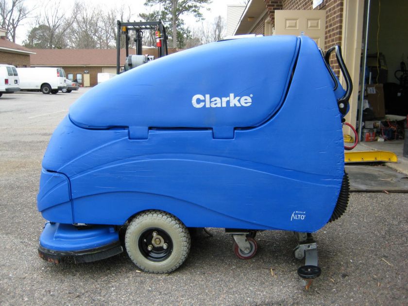 CLARKE ENCORE 38 Walk Behind Floor Scrubber under 800HR  