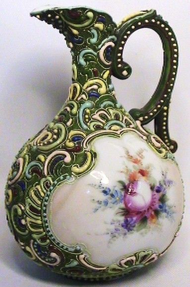 ANTIQUE NIPPON HEAVY MORIAGE HAND PAINTED EWER PITCHER  