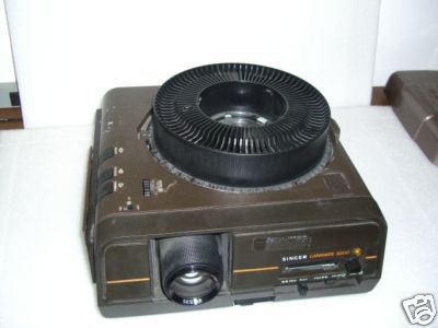 Singer Caramate 3200 Slide Projector w/ casset player  