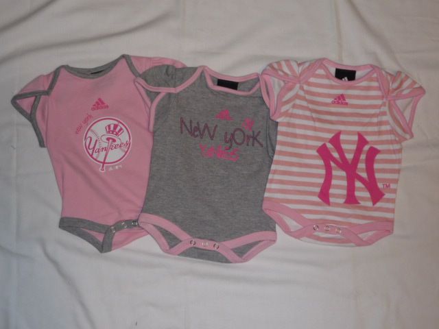   York Yankees ADIDAS Baby Girl 3pk Onesie Set 318FL sz 3 6 mos  