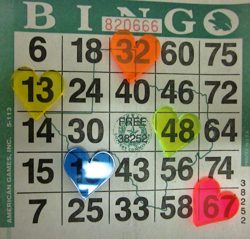 SET OF 5 MULTI COLORED HEART BINGO WAITERS  