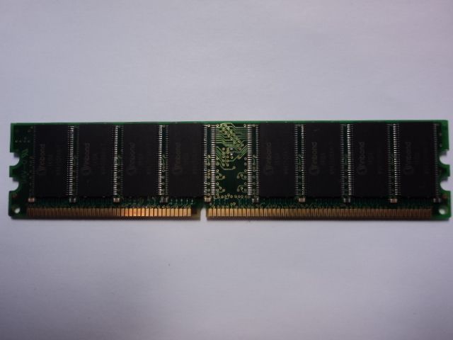   266mhz PC2100 NONECC Unbuffered Desktop Memory p/n W942508AH 7  