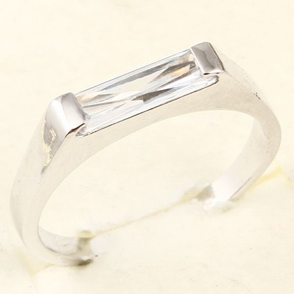 3x10mm EMERALD CUT WHITE SAPPHIRE *3* RING  