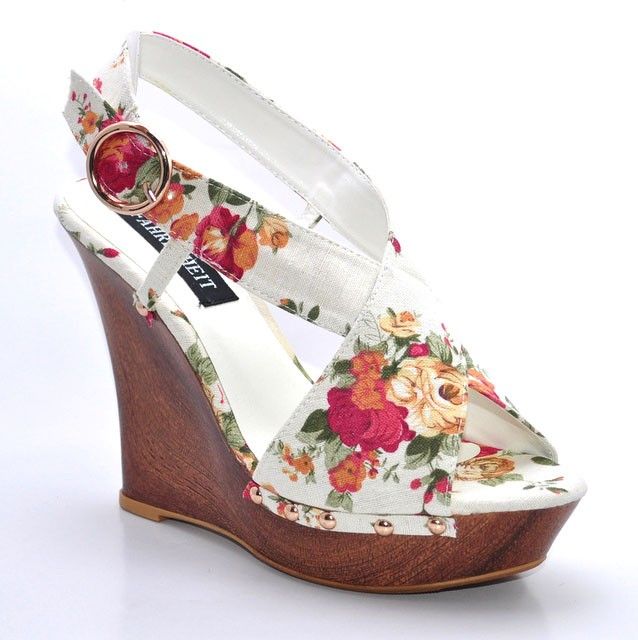 Fahrenheit Studded Flower Print Beige Lady Wedge Rai 20  