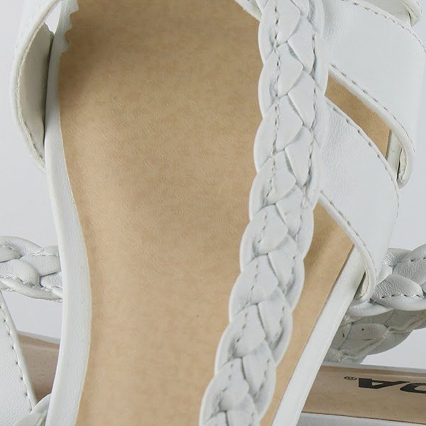 SODA WITTY SANDAL WHITE PU WOMENS US SIZE 8  