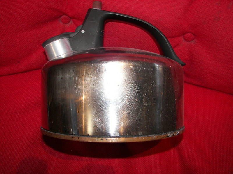 STAINLESS VINTAGE REGAL TEA POT COPPER BOTTOM  