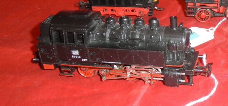 MARKLIN DB HO GAUGE EUROPEAN 0 8 0 STEAM ENGINE II  